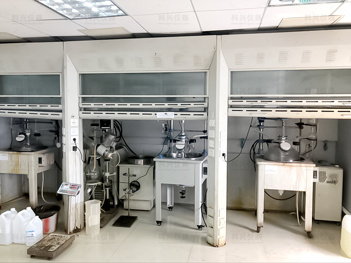 上?？婆d儀器與某公司合作